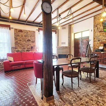 Tuul Etxea Økonomihotel *