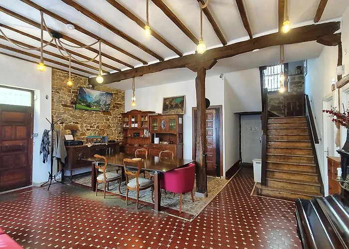 Tuul Etxea * Гальдакано