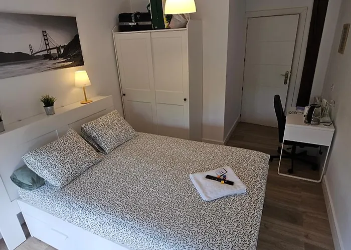 Tuul Etxea Ekonomický hotel Galdakao